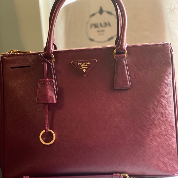 Double zip Galleria Saffiano medium tote bag - Picture 1 of 6